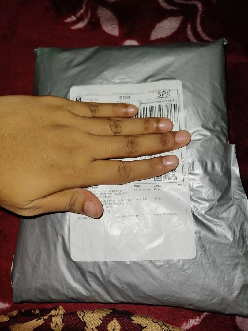 Pashmina Kaos Rayon PE Meleyot/Pashmina Kaos oman premium/pasmina kaos rayon Meleyot - Foto ulasan pembeli