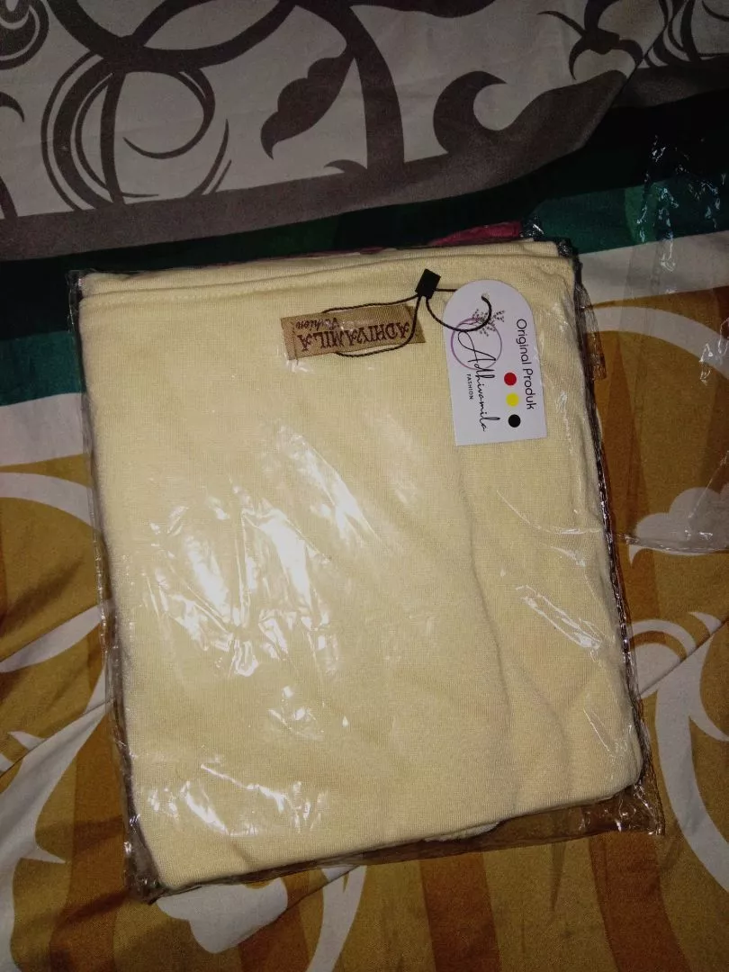 Pashmina Kaos Rayon Premium Adem Lentur - Foto ulasan pembeli