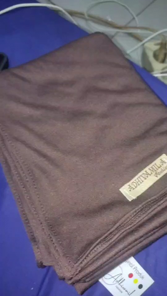 Pashmina Kaos Rayon Premium Adem Lentur - Foto ulasan pembeli