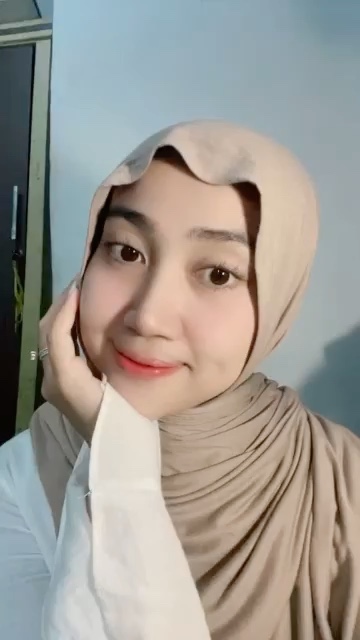 Pashmina Kaos Rayon Premium Flowy Stretch Promo - Foto ulasan pembeli