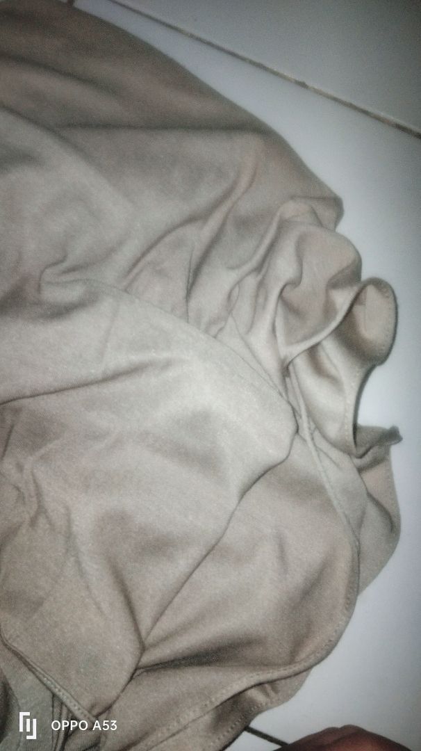 Pashmina Kaos Rayon Premium Korean Hijab 180x70 - Foto ulasan pembeli