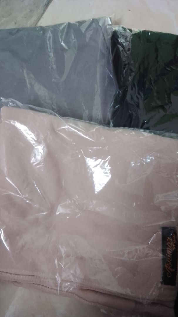 Pashmina Kaos Rayon Premium Korean Hijab 180x70 - Foto ulasan pembeli