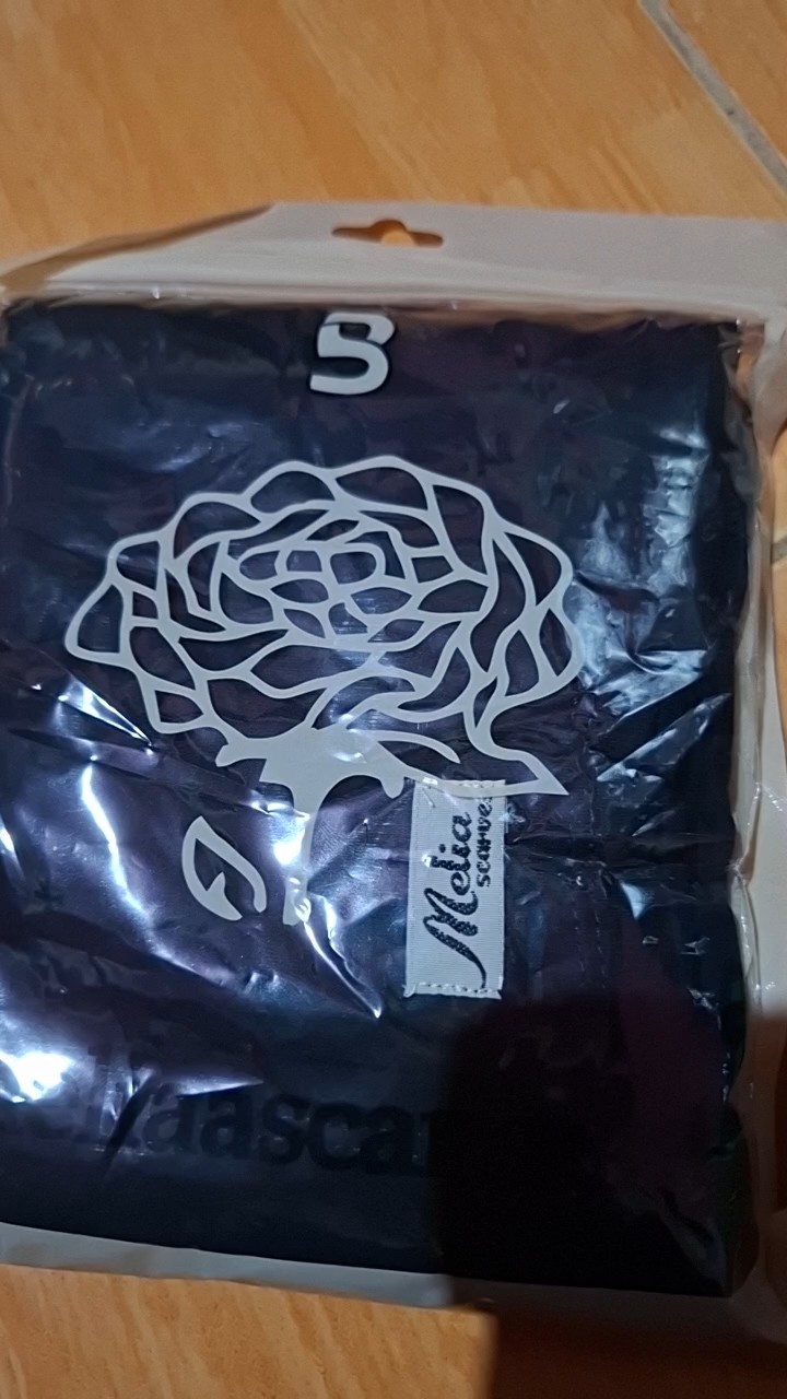 Pashmina Kaos Rayon Super Premium - Foto ulasan pembeli