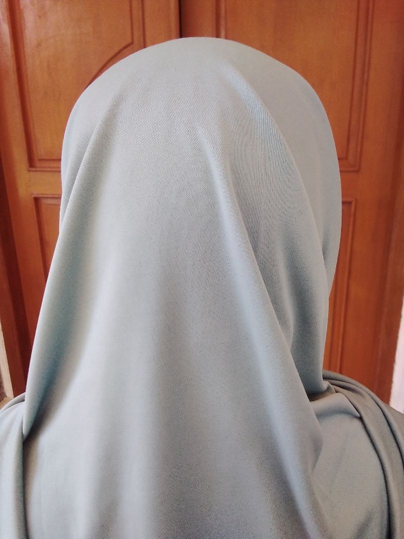 Pashmina Instan Oval Jersey Lembut Kekinian - Foto ulasan pembeli