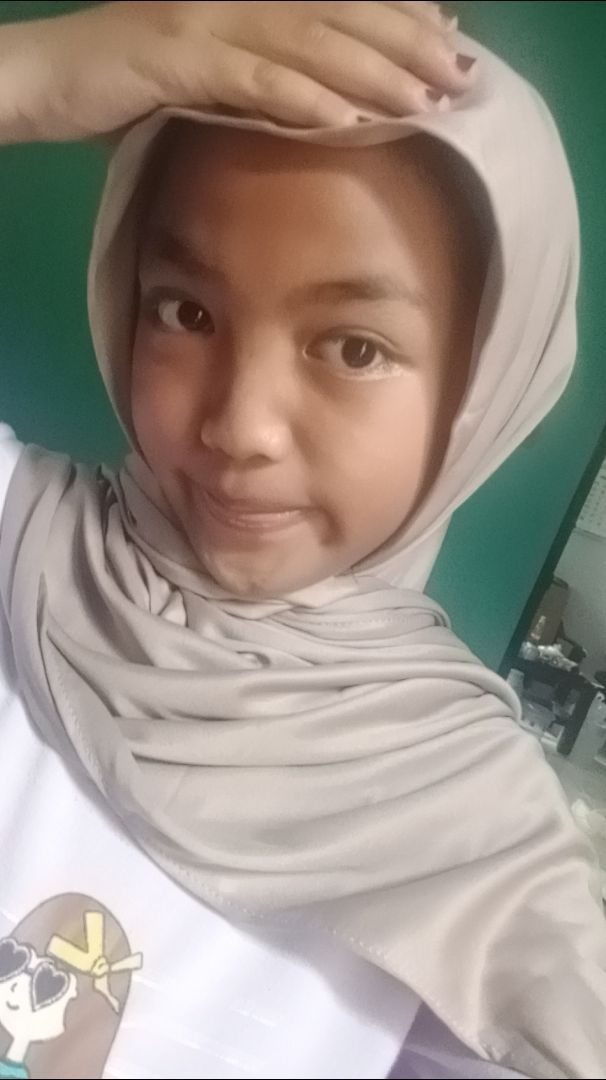 Pashmina Jersey Premium Adem Nyaman Elegan - Foto ulasan pembeli