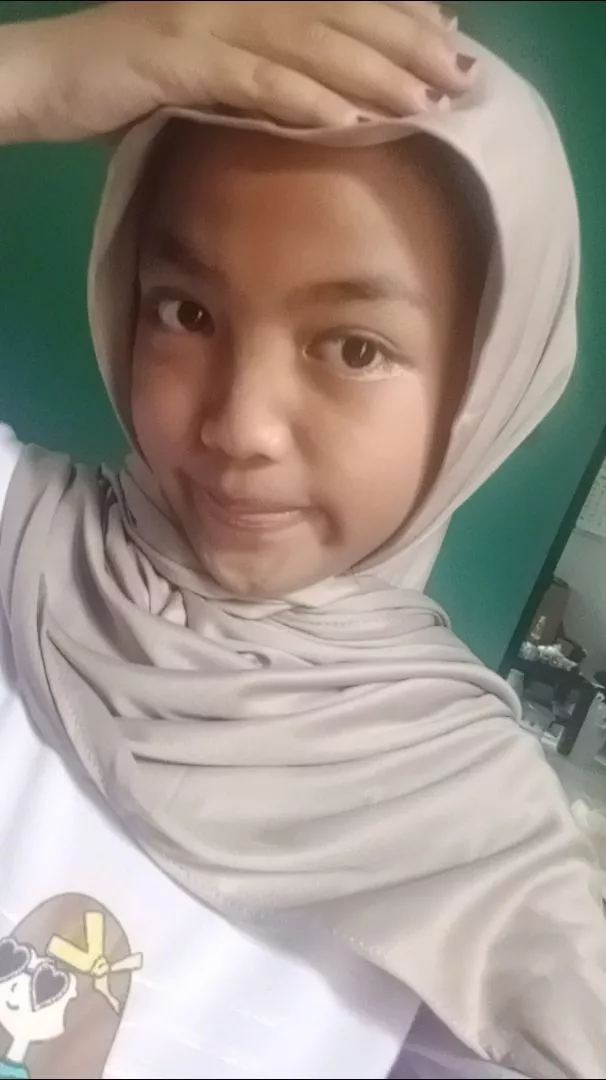 Pashmina Jersey Premium Adem Nyaman Elegan - Foto ulasan pembeli