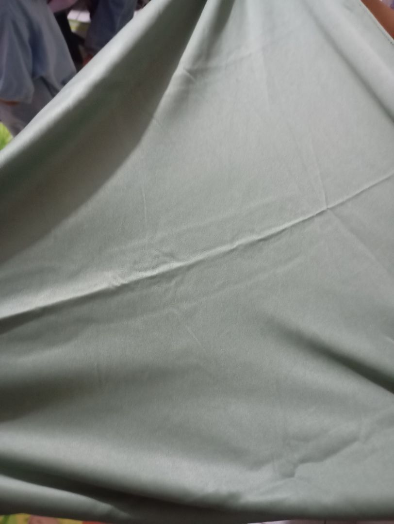 Pashmina Jersey Premium Adem Nyaman Elegan - Foto ulasan pembeli