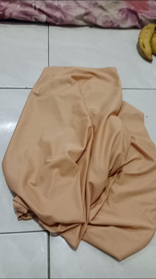 Pashmina Jersey Premium Adem Nyaman Elegan - Foto ulasan pembeli