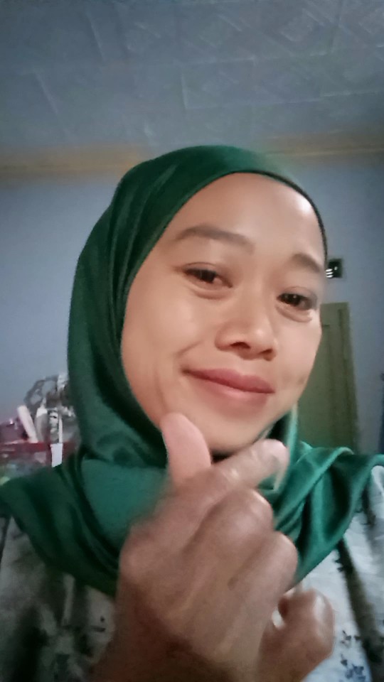 Pashmina Oval 2in1 Jahit Dagu Simple Stylish - Foto ulasan pembeli