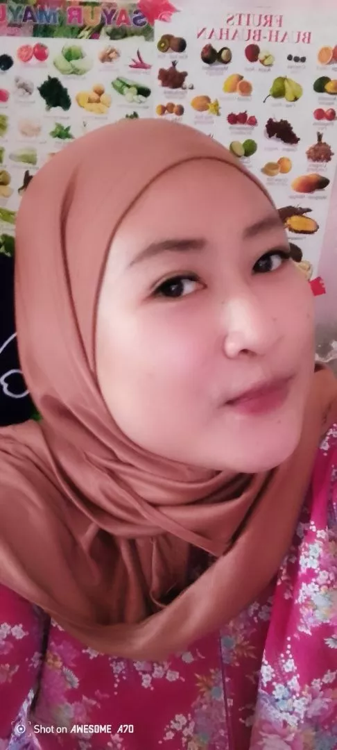 Pashmina Oval 2in1 Jahit Dagu Simple Stylish - Foto ulasan pembeli