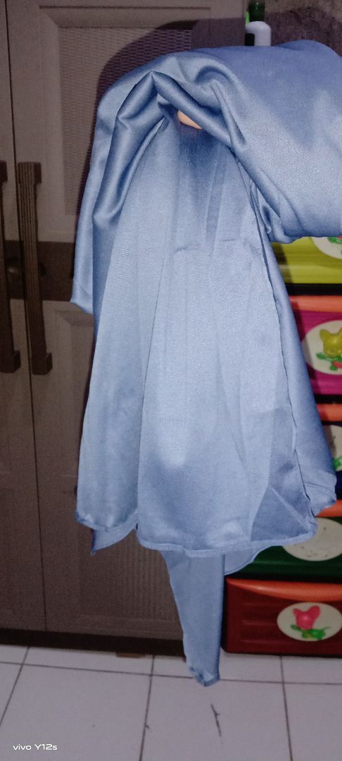 Pashmina Mleyot / Jilbab Pashmina Murah / Pasmina Tebal - Foto ulasan pembeli
