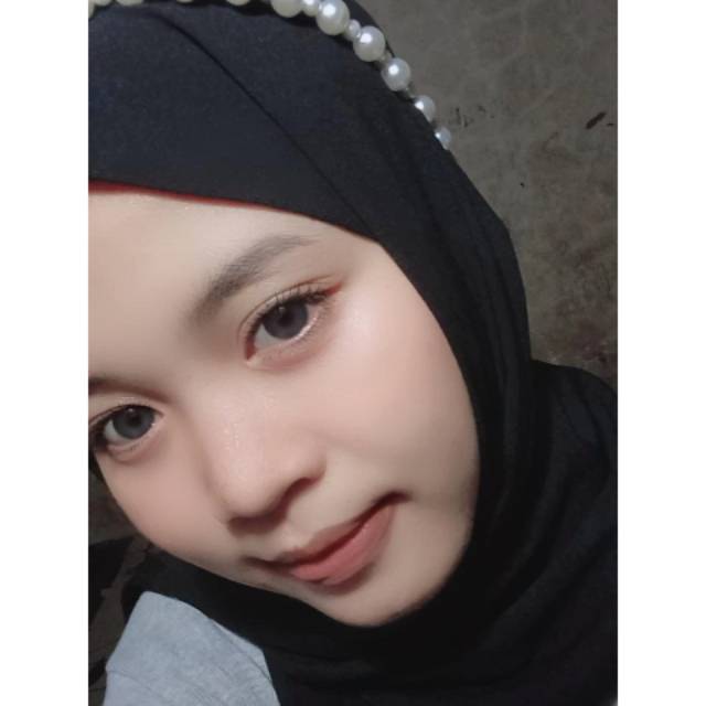 Pashmina Mleyot / Jilbab Pashmina Murah / Pasmina Tebal - Foto ulasan pembeli