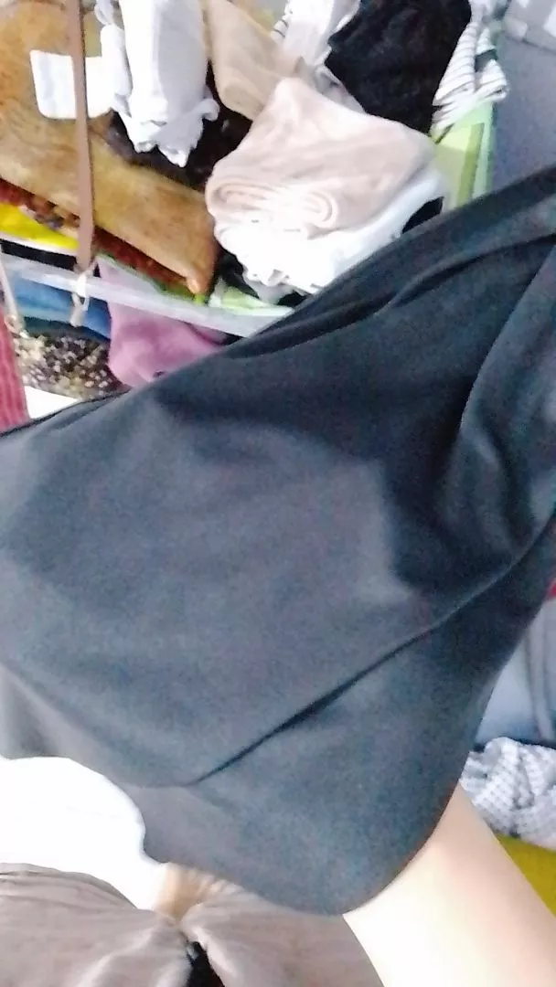 Pashmina Mleyot / Jilbab Pashmina Murah / Pasmina Tebal - Foto ulasan pembeli