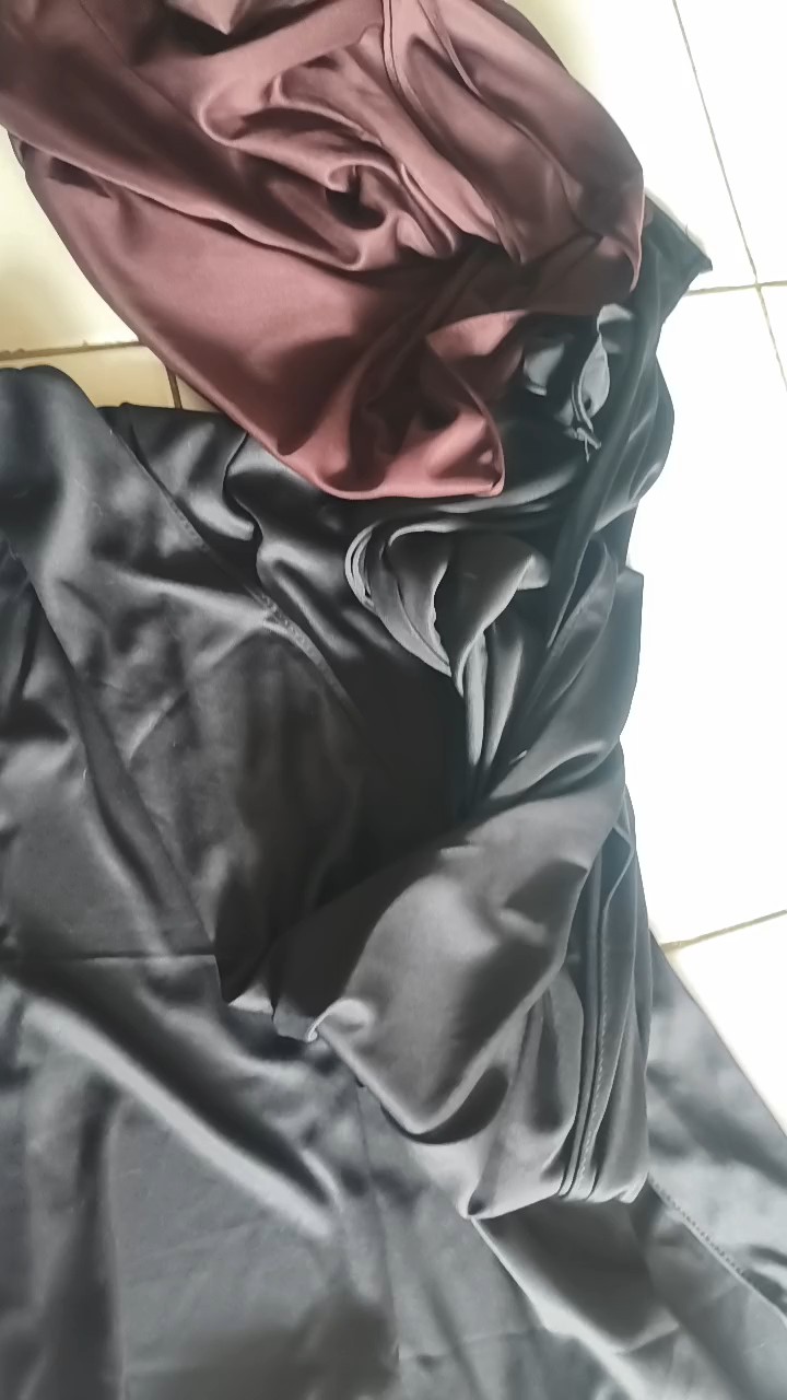 Pashmina Mleyot / Jilbab Pashmina Murah / Pasmina Tebal - Foto ulasan pembeli
