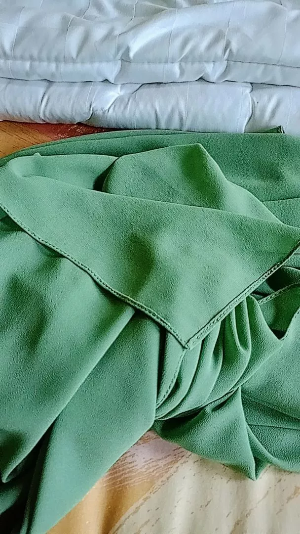 Pashmina Syar'i Jumbo Ceruty Babydoll Premium - Foto ulasan pembeli