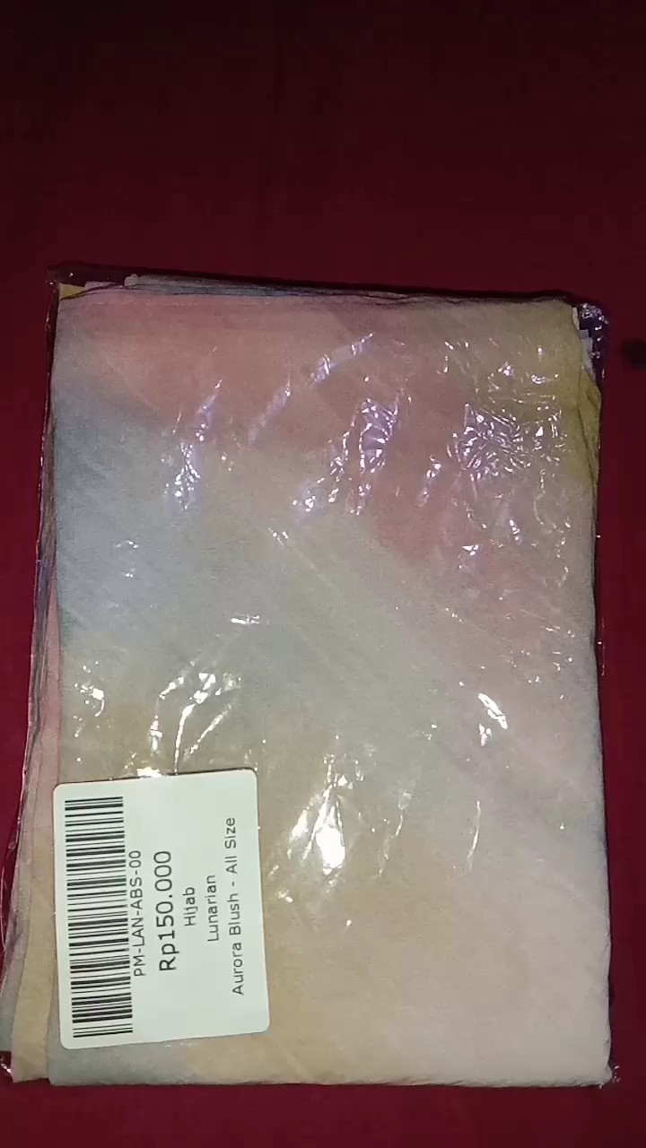 Pashmina Printing Sublime Hijab Jilbab Motif Ceruty Babydoll Premium 180x70 - Nyaman & Elegan - Foto ulasan pembeli