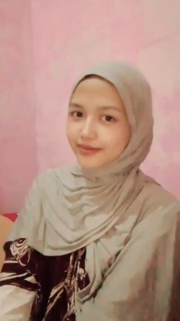 Pashmina Rayon Tencel Adem Elegant Casual - Foto ulasan pembeli