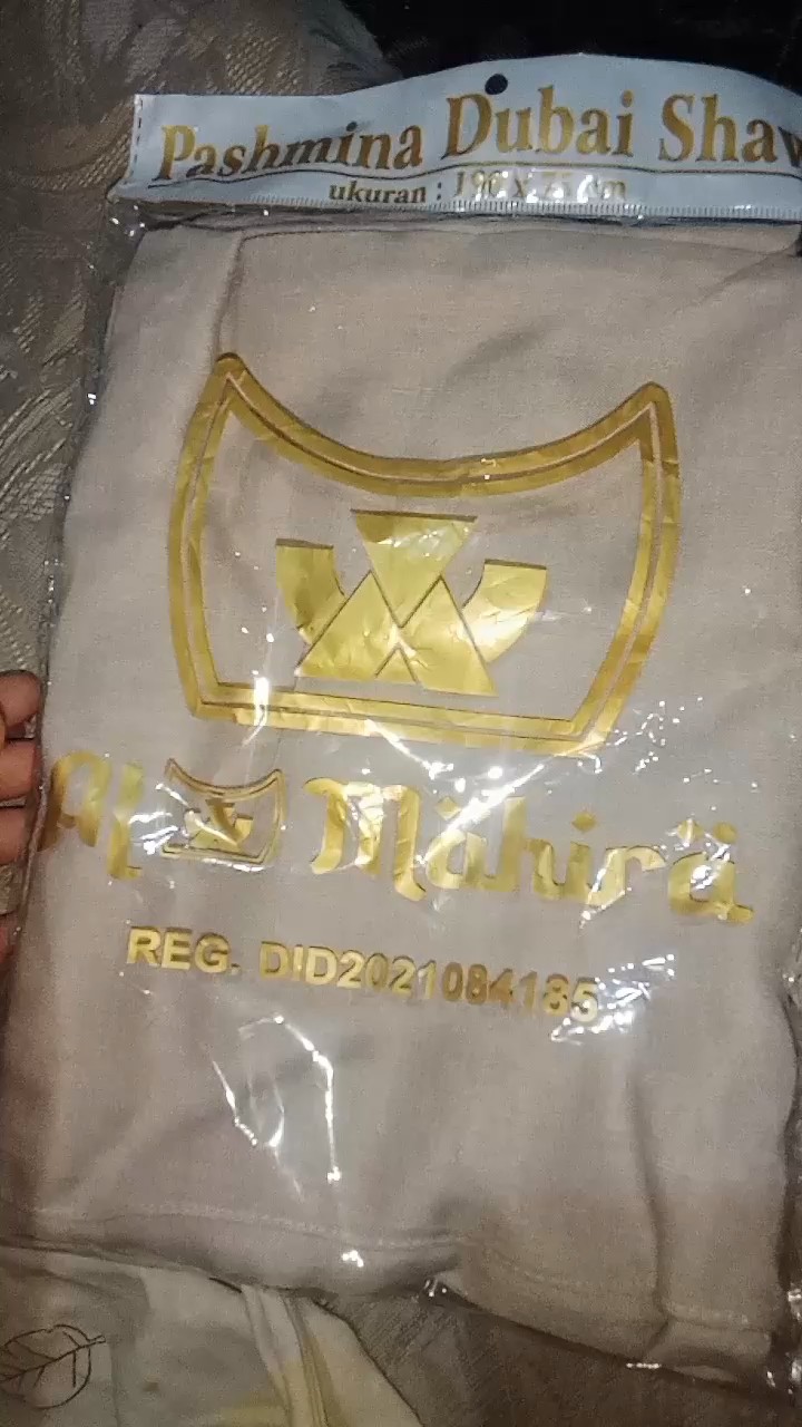 Pashmina Voal Premium/Pashmina Arabian Voile Shawl/Pashmina Dubai - Foto ulasan pembeli