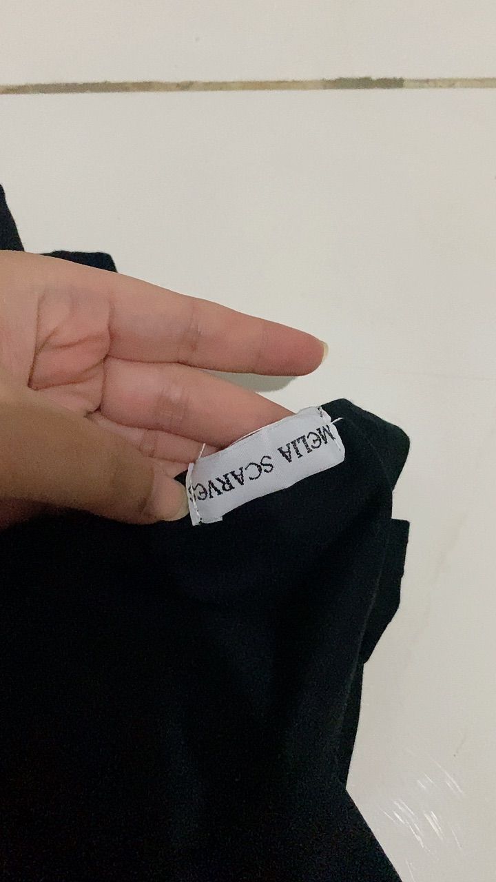 Pasmina Kaos Rayon Super Premium (Free Pouch) - Foto ulasan pembeli