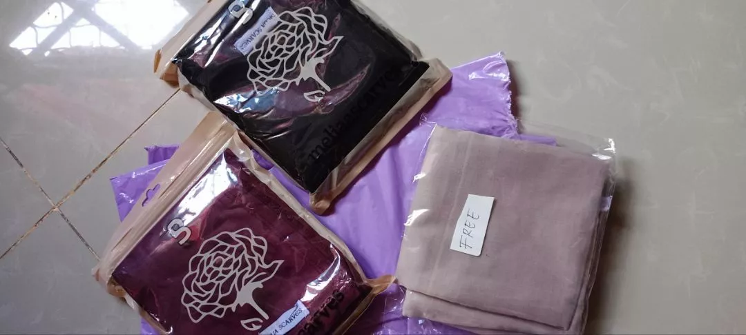 Pasmina Kaos Rayon Super Premium (Free Pouch) - Foto ulasan pembeli