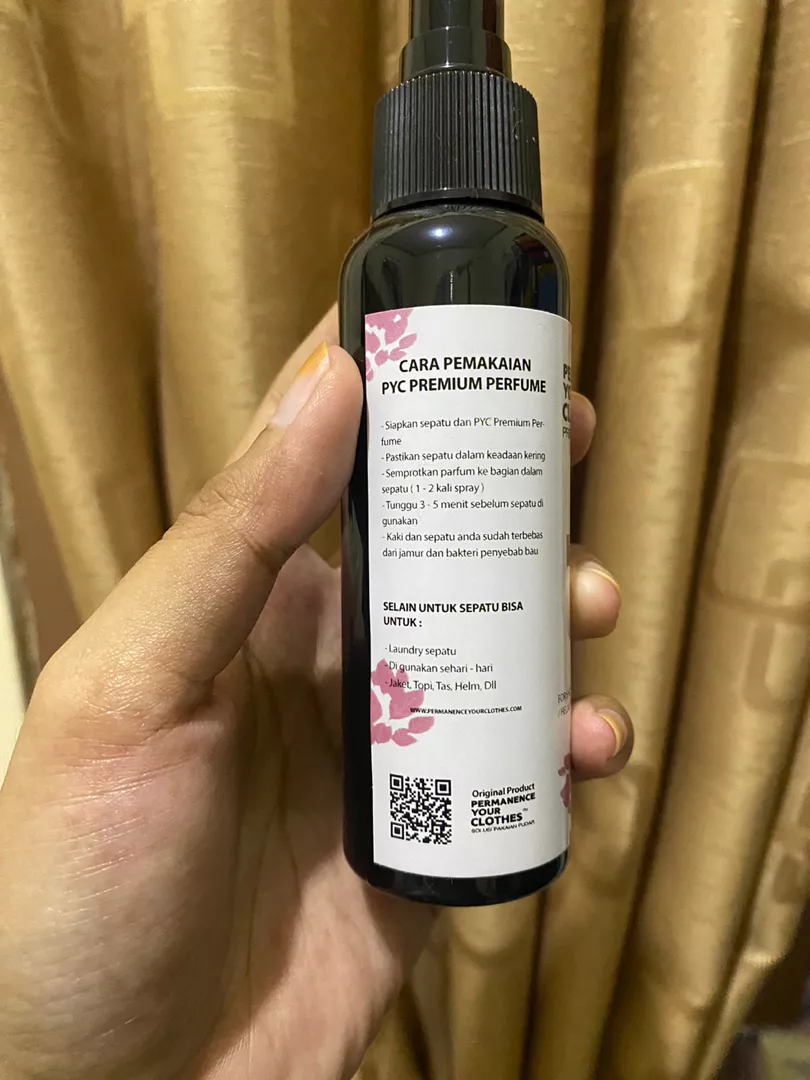 Permanence Your Clothes - Parfum Sepatu Jaket Tas Helm Pembersih Sepatu Anti Bakteri - Perawatan Shoe Parfume Refresher Denim 100ML - Foto ulasan pembeli