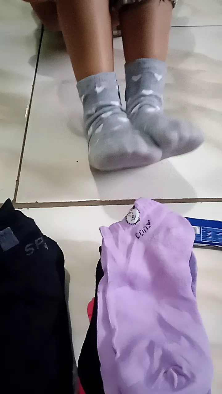 PJJ Kaos Kaki Olahraga Tebal Murah Pria Wanita - Foto ulasan pembeli