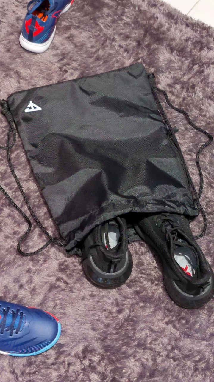 PRAYERFAIT - Tas Serut Pria Wanita Unisex Model Polos Hitam Original Tas Futsal Anti Air - Foto ulasan pembeli