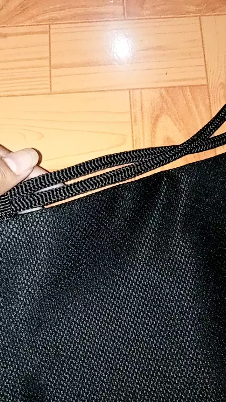 PRAYERFAIT - Tas Serut Pria Wanita Unisex Model Polos Hitam Original Tas Futsal Anti Air - Foto ulasan pembeli