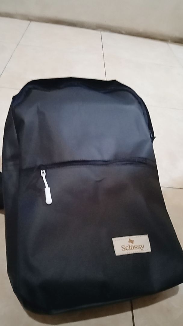 Foto ulasan pembeli d*****2, varian Hitam