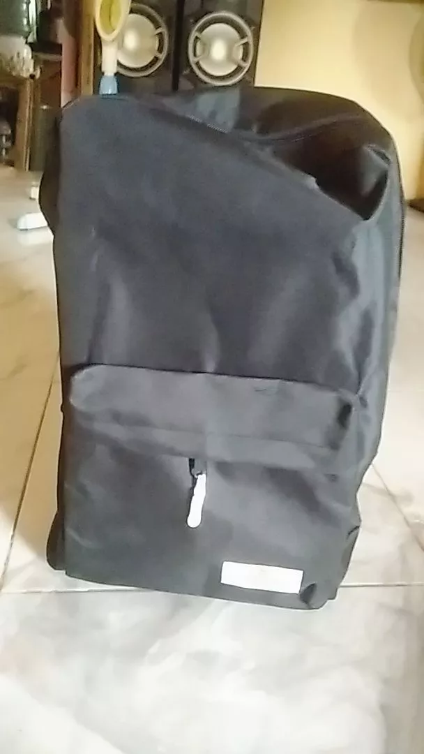 Foto ulasan pembeli r*****4, varian Hitam