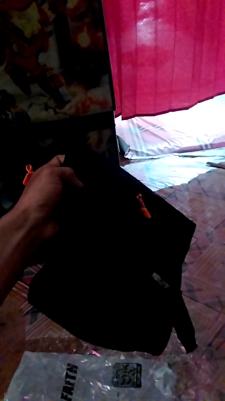 Foto ulasan pembeli s3vjxmsoav, varian Hitam