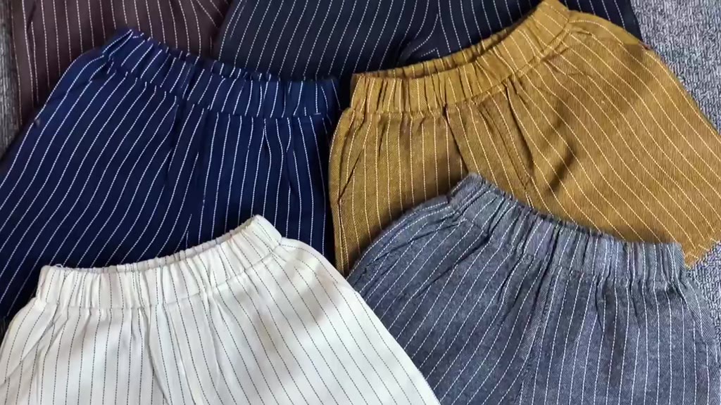 PROMO 100K 4 Pcs Celana Anak Stripe Unisex - foto 2 dari 10, sendiwidian