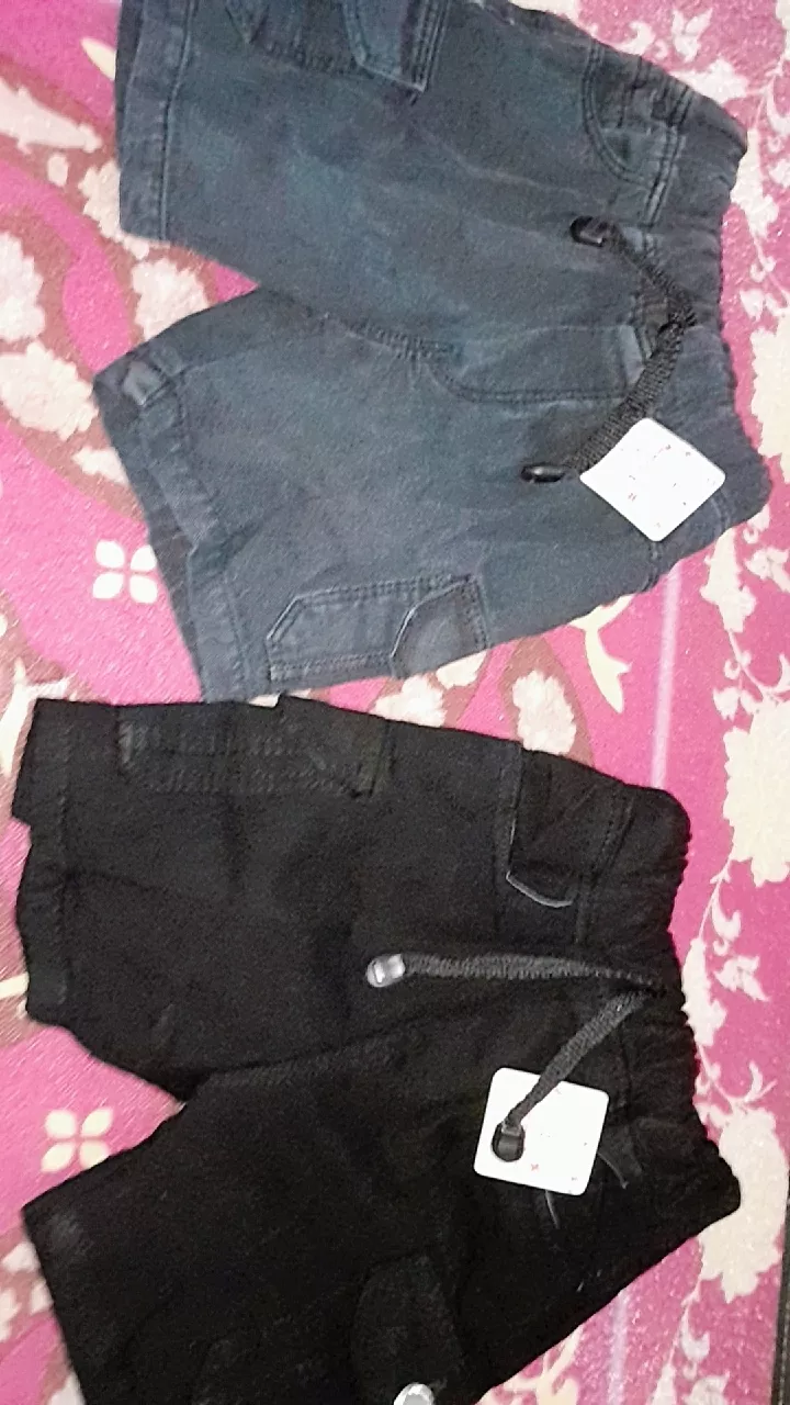 Foto ulasan pembeli y*****i, varian HITAM,No.2 (2-3th), ABU TUA,No.2 (2-3th)