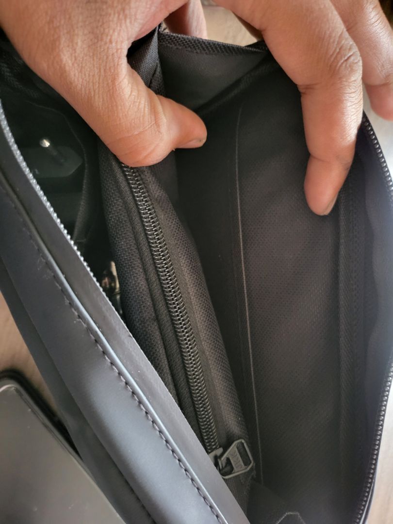 Promo bulan ini - ELITER Venom Handbag | Handbag pria, Tas Selempang anti air | clutch bag | Tas sling bag anti air pria dan wanita - foto 3 dari 10, greenraptor