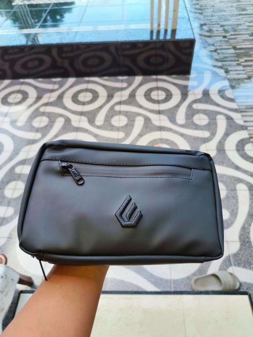 Promo bulan ini - ELITER Venom Handbag | Handbag pria, Tas Selempang anti air | clutch bag | Tas sling bag anti air pria dan wanita - Foto ulasan pembeli