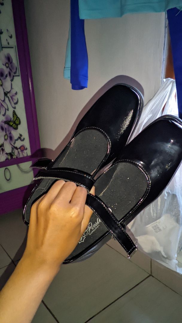 Foto ulasan pembeli a*****3, varian Hitam Glossy,39