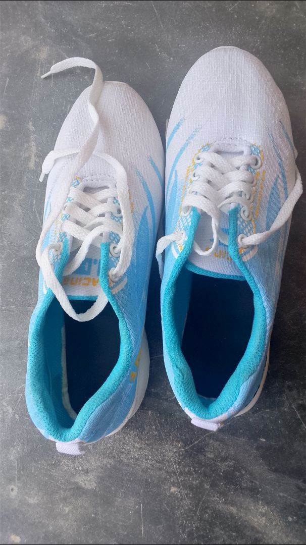 Promo.!! Sepatu Sneakers Cewek Sepatu Olahraga Simpel Dan Ringan Model Run Wanita - Foto ulasan pembeli