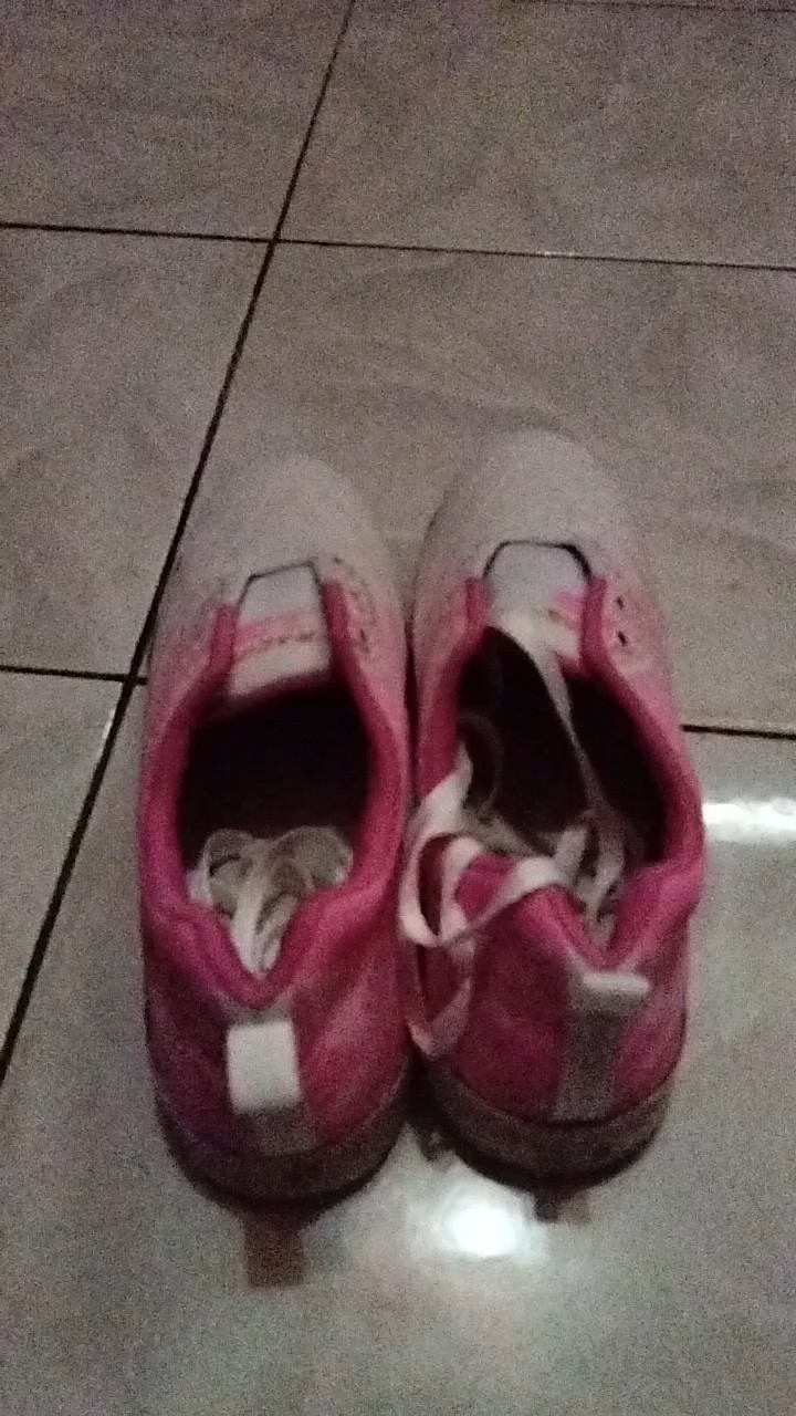 Promo.!! Sepatu Sneakers Cewek Sepatu Olahraga Simpel Dan Ringan Model Run Wanita - Foto ulasan pembeli