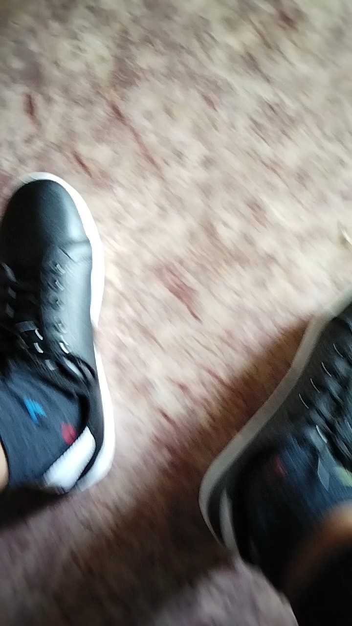 PROMO SEPATU SNEAKERS PUTIH PRIA & WANITA TERBARU - Foto ulasan pembeli