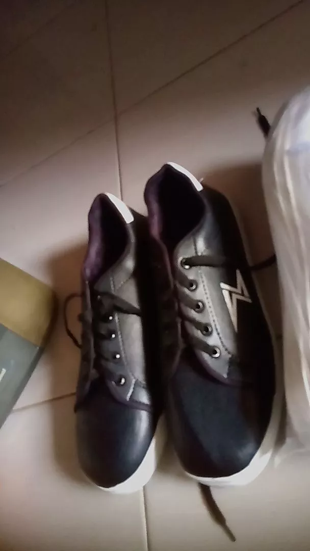 PROMO SEPATU SNEAKERS PUTIH PRIA & WANITA TERBARU - Foto ulasan pembeli