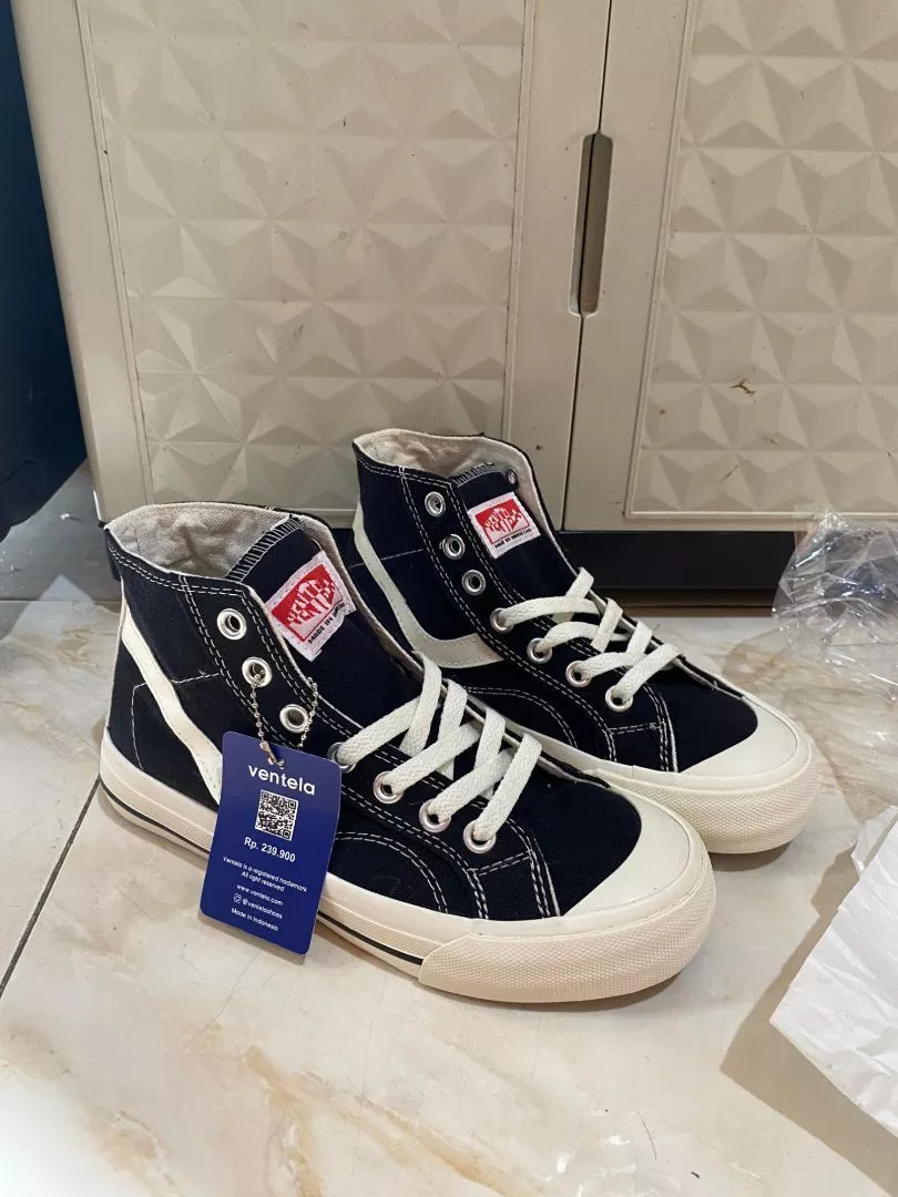 Promo!! Sepatu Ventela Publik High Black Natural Sepatu Casual Pria Wanita Shoes - Foto ulasan pembeli