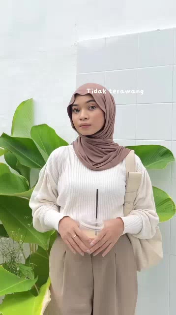 PROMO Pashmina Kaos Rayon Premium Adem Lentur - foto 2 dari 10, adikaulia3