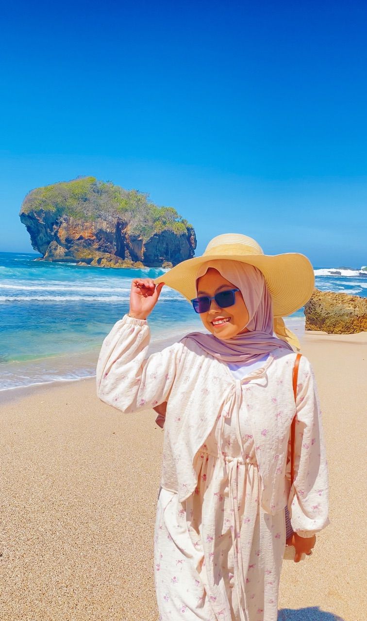 Foto ulasan pembeli jujueriyah, varian Nude