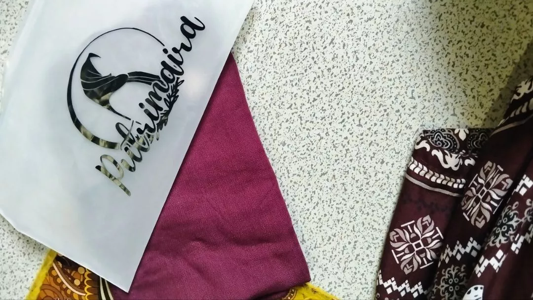 Putrimaira - Viscose Bamboo Shawl (Pashmina Modal Double Stitch) - Foto ulasan pembeli