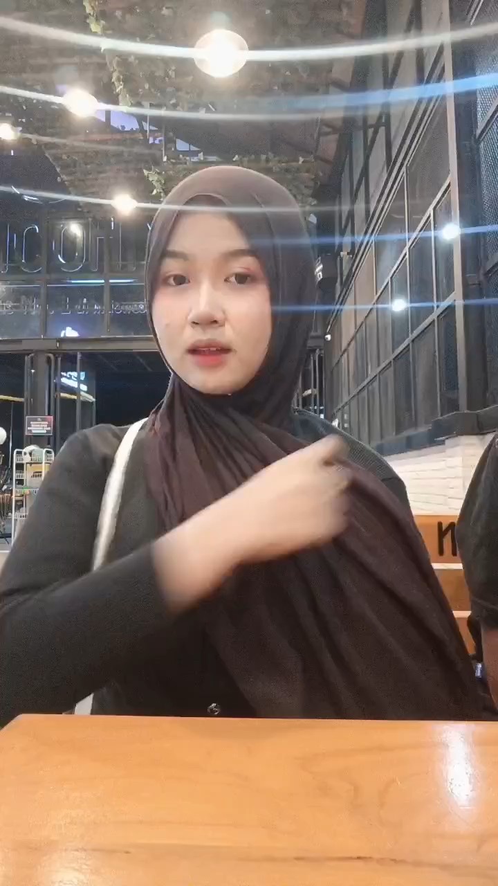Putrimaira - Viscose Bamboo Shawl (Pashmina Modal Double Stitch) - Foto ulasan pembeli