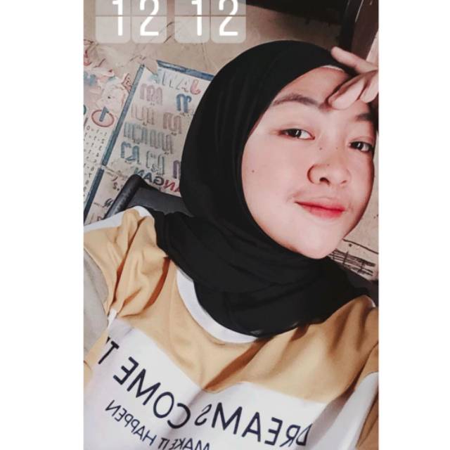 Pushop Slingbag Kanvas Kazuko Unisex Free Pin - Foto ulasan pembeli