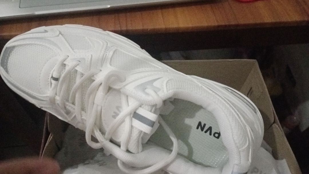 Foto ulasan pembeli a*****n, varian White Grey,39