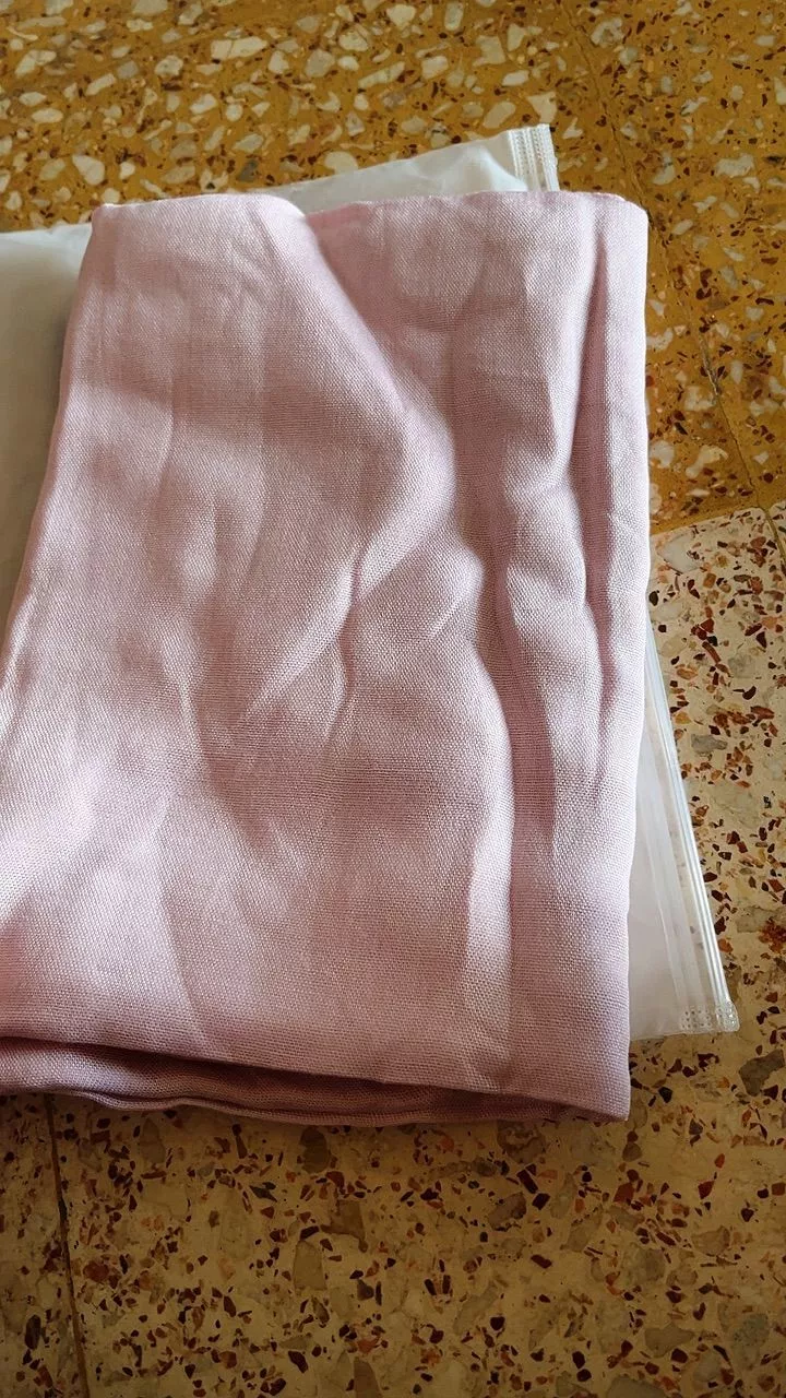 Qaraa Wear Pashmina Viscose Bamboo Premium Lembut Mewah Terlaris - Foto ulasan pembeli