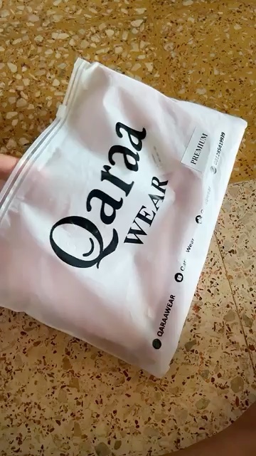Qaraa Wear Pashmina Viscose Bamboo Premium Lembut Mewah Terlaris - Foto ulasan pembeli