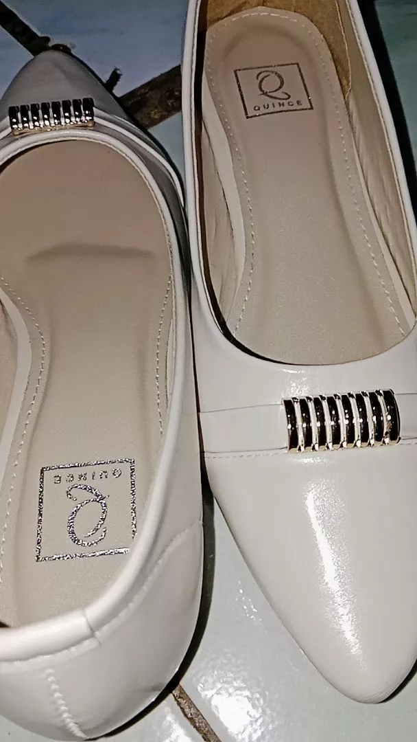 Quince Alisha Pantofel Wanita Sepatu Heels Wanita Hak 3 Cm - Foto ulasan pembeli